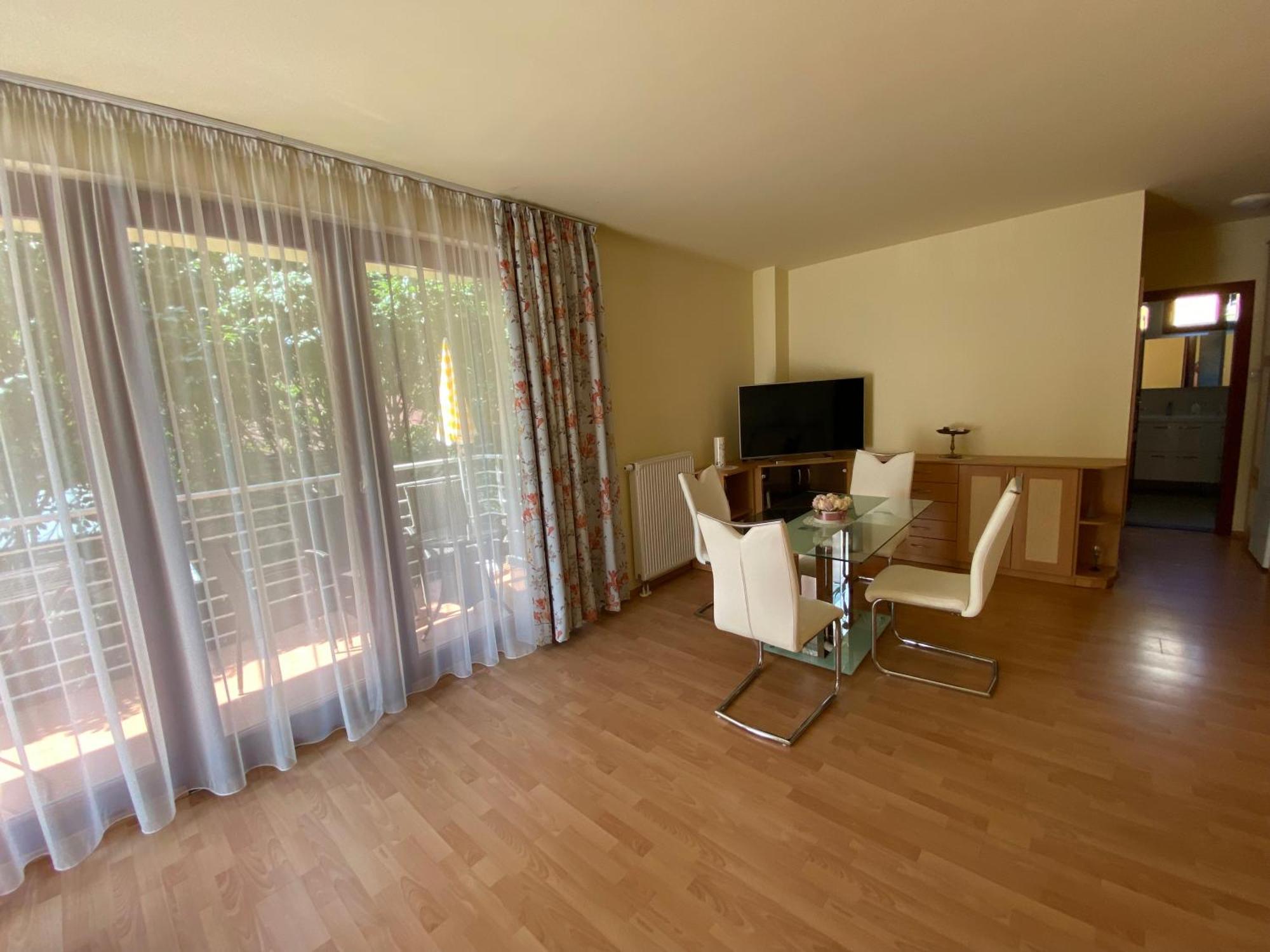 Siofoki Beach Apartman Eksteriør billede